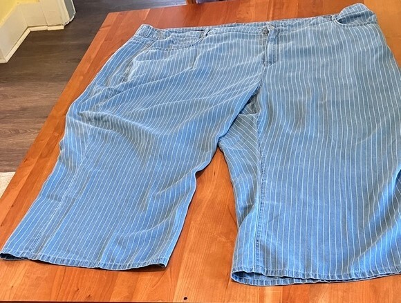 NYDJ 100% Tencel Lyocell Pinstripe Jeans NWT - Picture 1 of 9